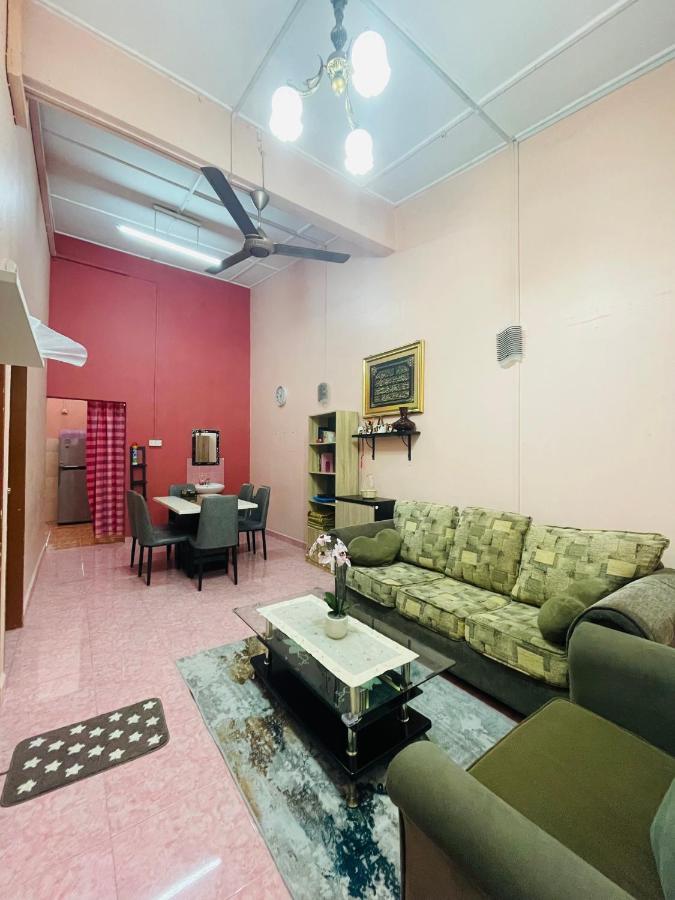Kota Bharu Homestay Buitenkant foto